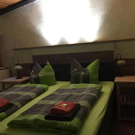 Zur Alten Fahrschule *